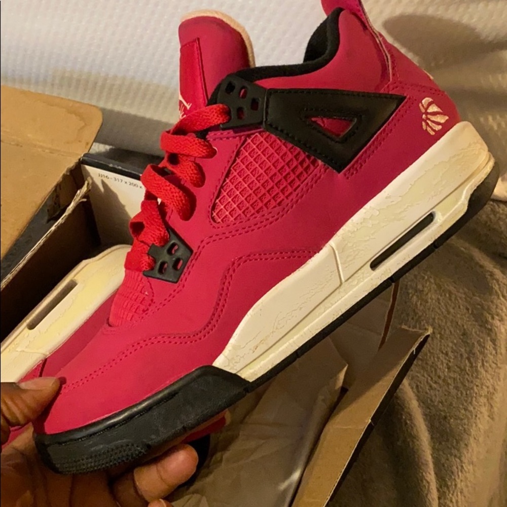 Youth Retro 4 Jordans